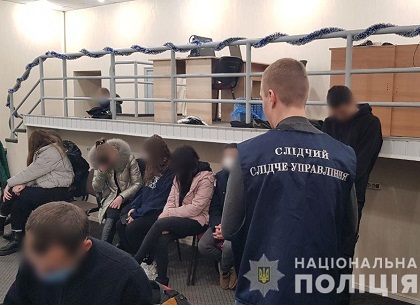 В Харькове накрыли колл-центр, который выманивал карточные данные граждан - ГУНП