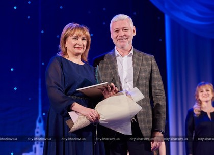 Игорь Терехов наградил учителей, победивших в городском конкурсе  «Учитель года - 2021» (ФОТО)