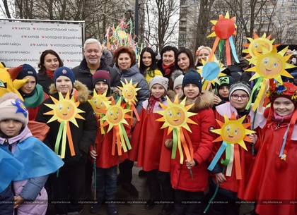 Игорь Терехов принял участие в масленичных гуляниях в Холодногорском сквере (ФОТО)