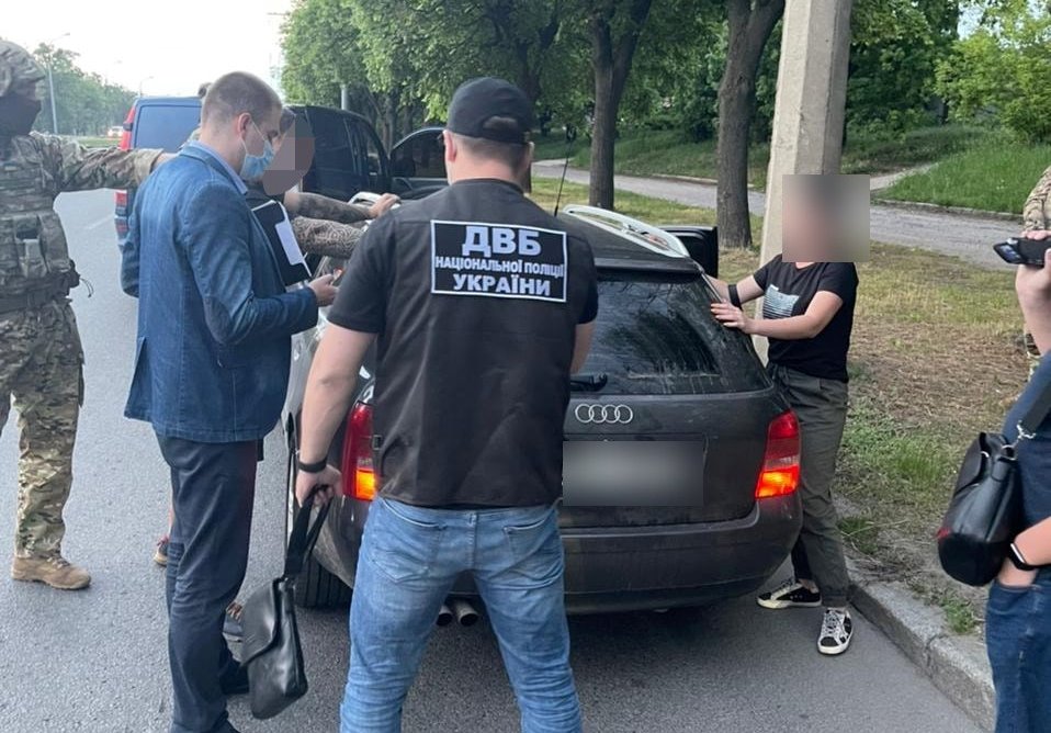 В Харькове задержали блогера, оскорблявшего полицию
