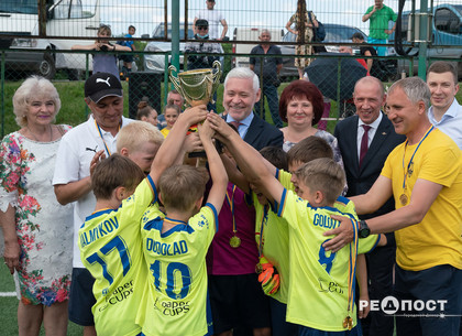В Харькове закончился турнир по мини-футболу среди детских и юношеских футбольных команд (ФОТО)