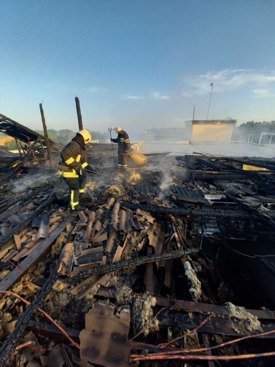 В Харьковском районе вспыхнул крупный пожар. Новости Харькова
