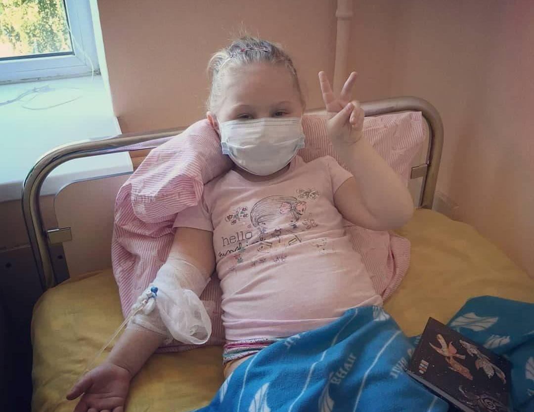В Харькове собирают средства на лечение 6-летней Мелании