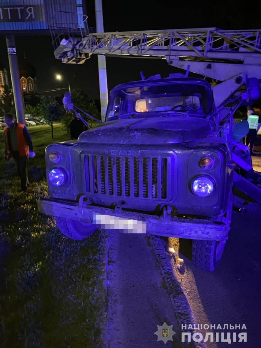  ДТП Харьков: разыскиваются свидетели ночного столкновения легковушки и грузовика 