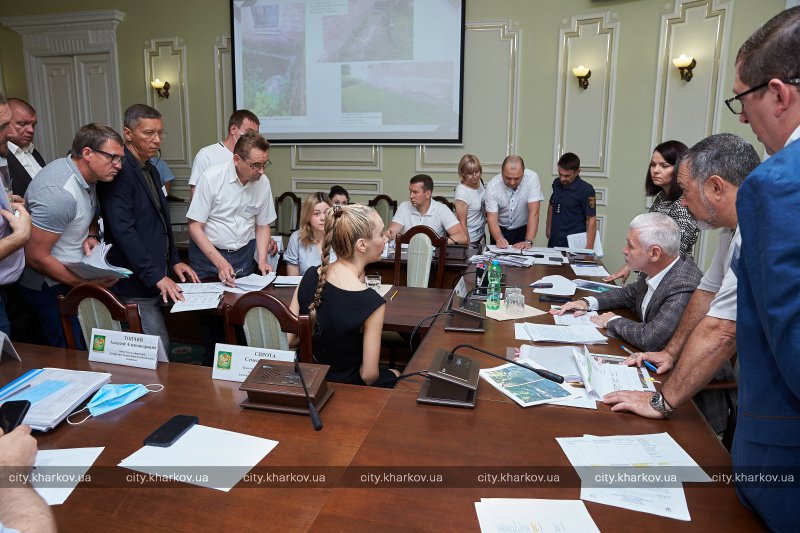 Игорь Терехов провел встречу с жителями Харькова