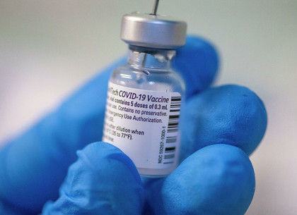 В Харькова прибыла партия вакцины Pfizer для ревакцинации харьковчан