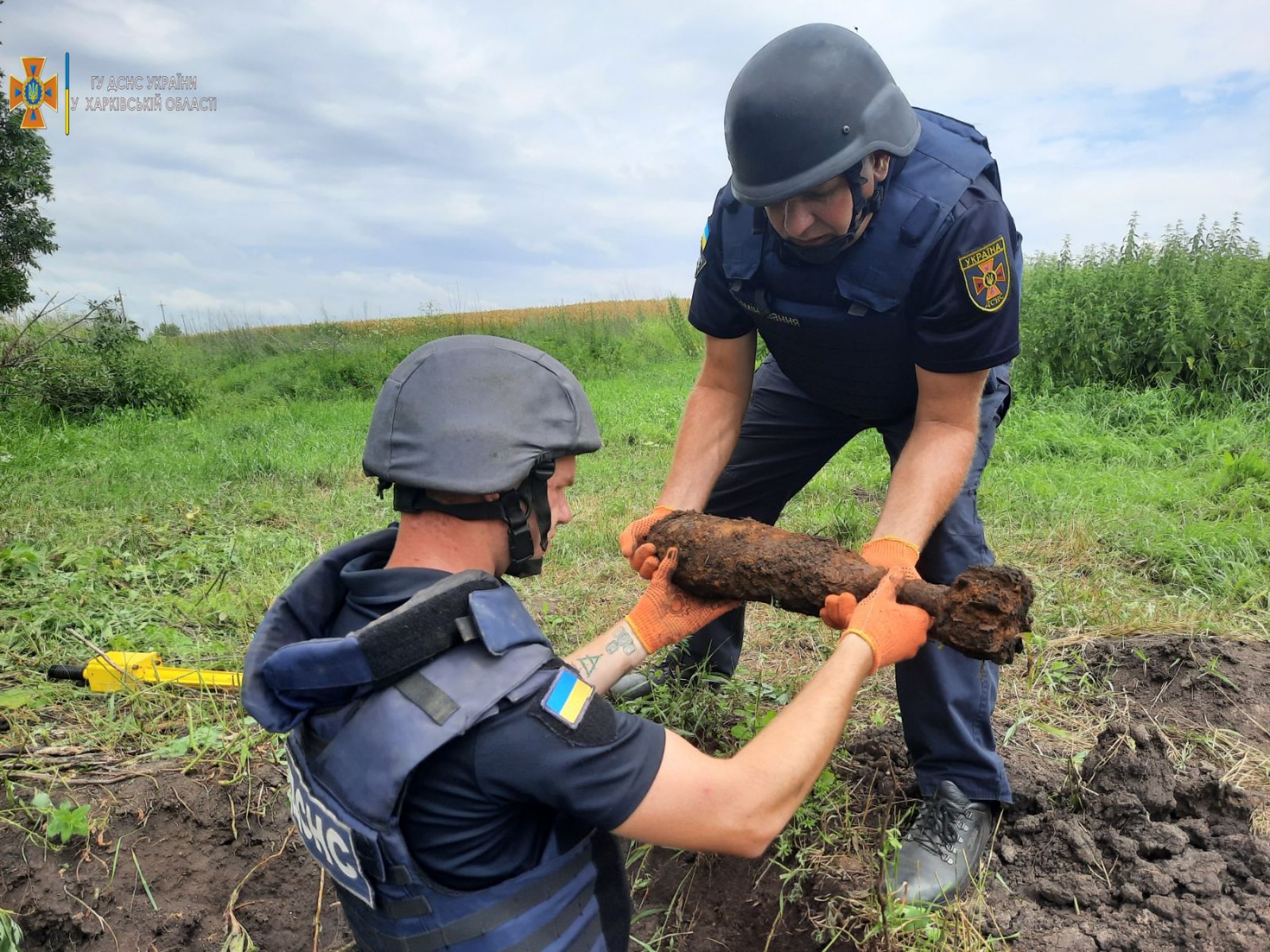На Харьковщине пиротехники ГСЧС нашли 30 боеприпасов