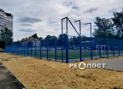 За здоровый образ жизни: в Харькове все школы оснащаются современными спорткомплесами