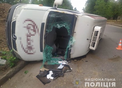 Внезапная смерть: За рулем микроавтобуса в Харькове умер водитель (фото)
