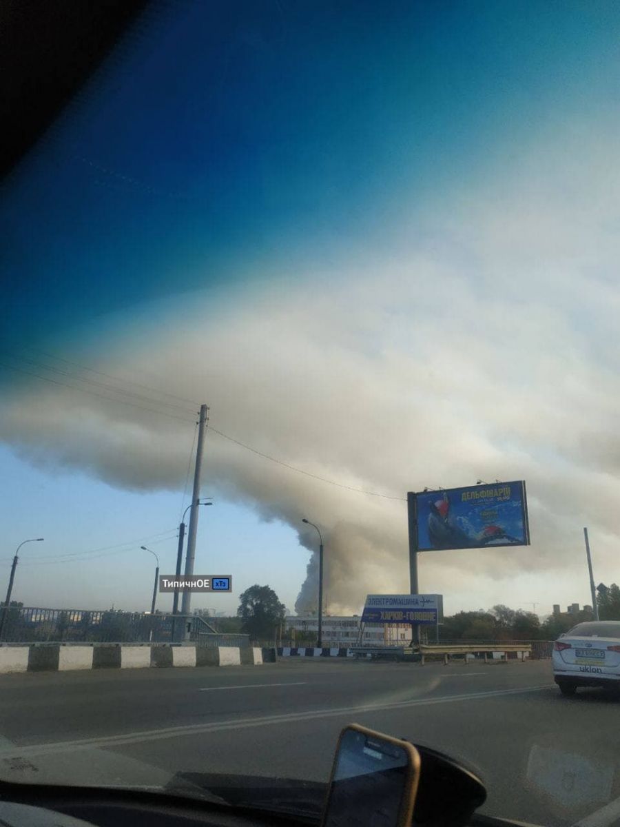 Пожар Харьков: Сгорело СТО с автомобилями на Большой Панасовской