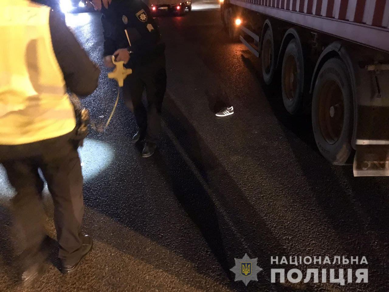 ДТП Харьков: на Большой Кольцевой фура сбила двух подростков