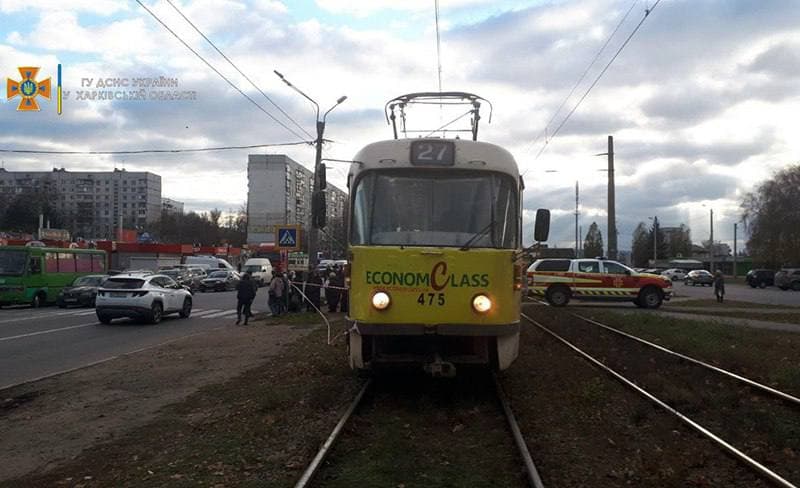 Студентка, попавшая под трамвай в Харькове, скончалась