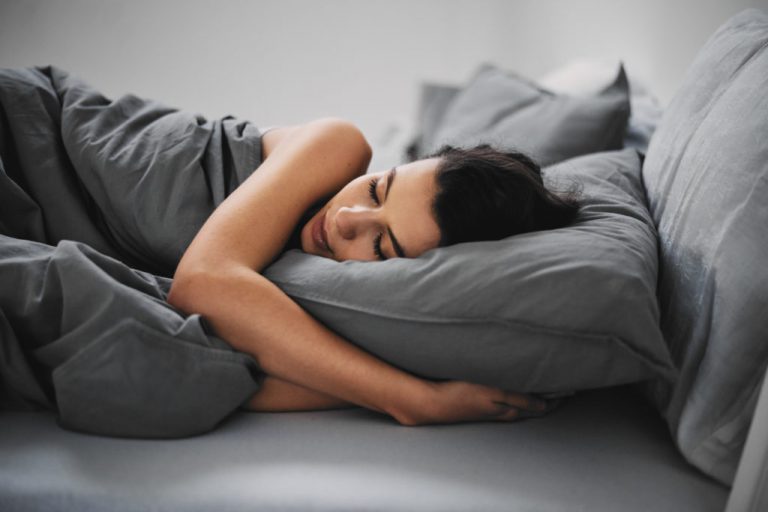 Здоровый сон: правда ли, что вредно спать более восьми часов в сутки 