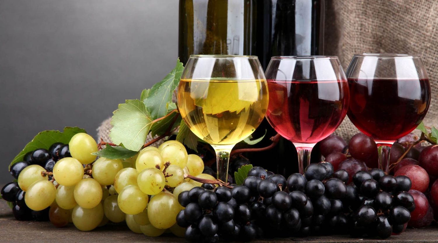 Вино в Украине могут отнести к канцерогенным напиткам