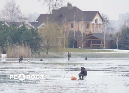 Осторожно, тонкий лед! Харьковские спасатели вышли в рейды (фото)