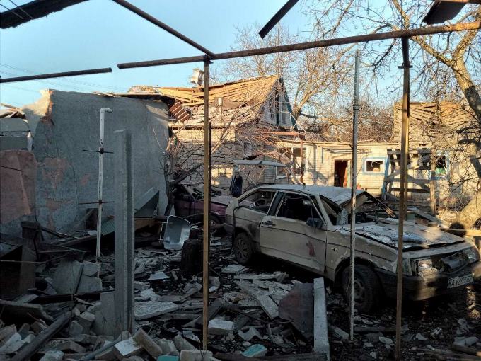 За сутки с 22 по 23 марта спасатели Харьковского гарнизона ГСЧС совершили 33 выезда для ликвидации пожаров, а также разбор завалов разрушенных зданий.