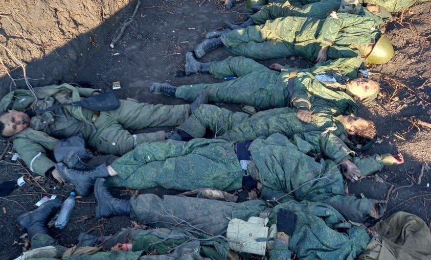 яму с трупами российских солдат