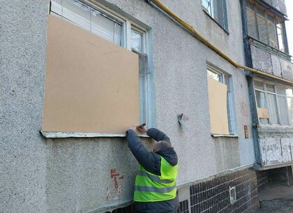 Восстановление поврежденных обстрелами крыш и окон в Харькове: как подать заявку