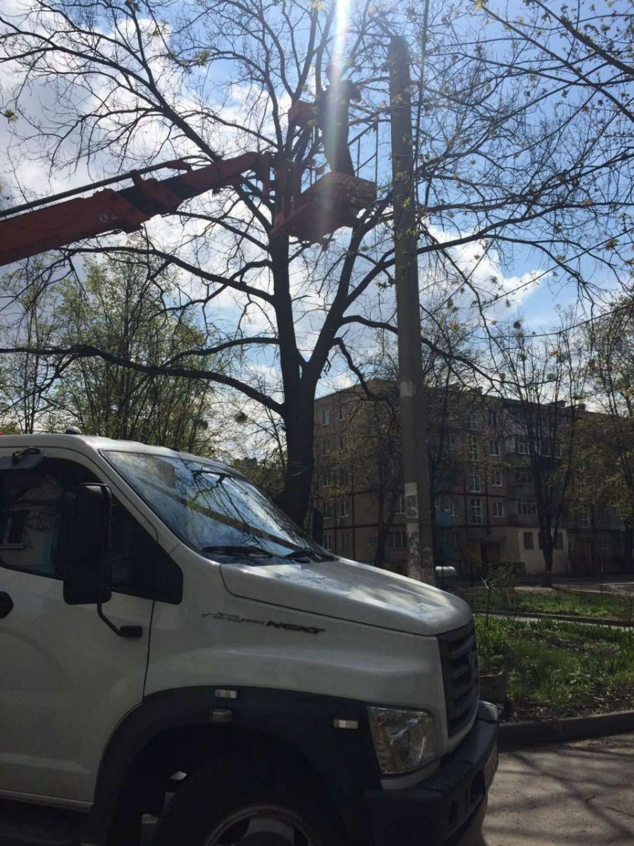 Горсвет продолжает восстанавливать освещение на улицах Харькова