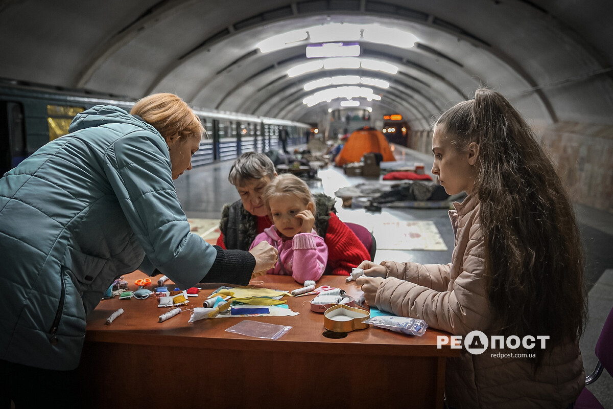 Дети в харьковском метро
