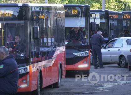 Общественный транспорт запустили в Харькове