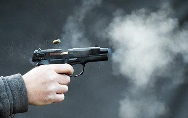 В Харькове мужчина стрелял в полицейского 