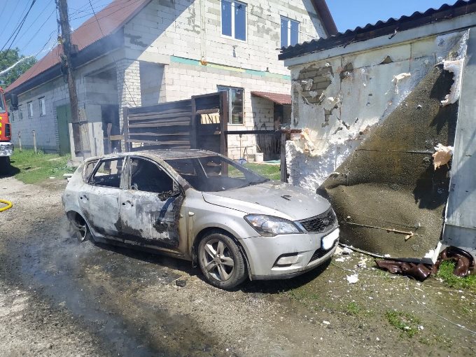 пожар после обстрела дергачи