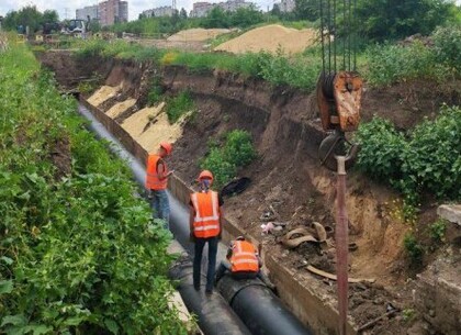 Харьковские тепловики перекладывают по пять километров труб в в месяц