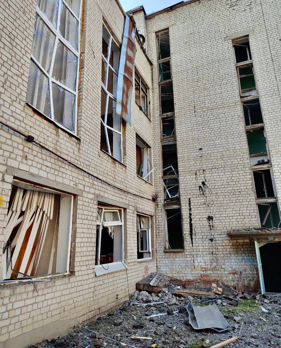 В 2 часа ночи 5 июня враг нанес ракетный удар по одному из учебных заведений Салтовского района Харькова