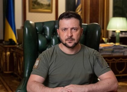 Зеленский отстранил от должности генпрокурора и главу СБУ