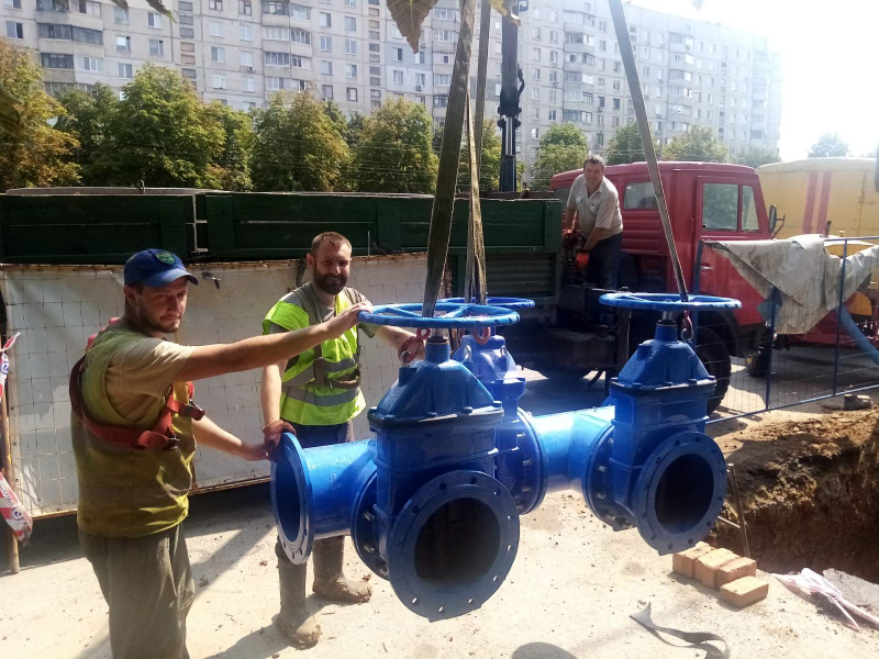 Новини Харькова: У Шевченківському районі триває масштабний ремонт водоводів