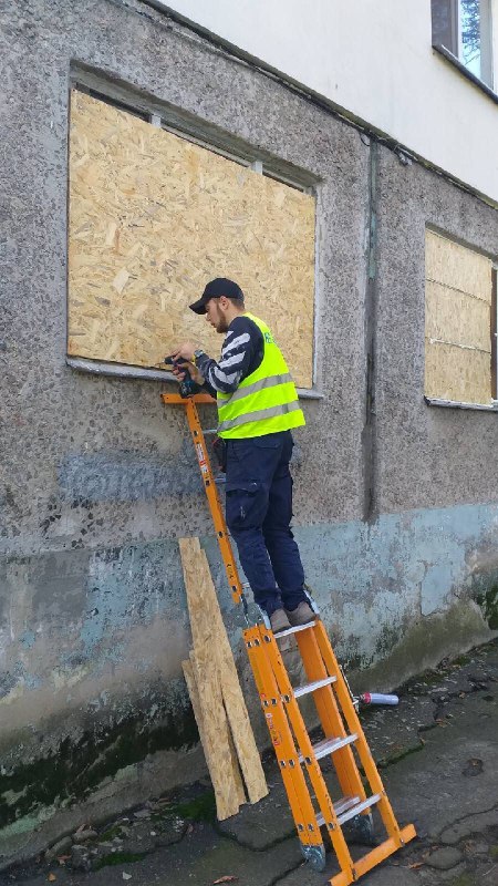 Готують будинки до опалювального сезону харківські комунальники