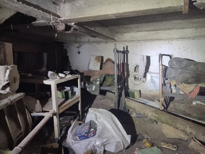 У Чугуївському районі поліцейські виявили тимчасовий шпиталь та місце проживання росіян.