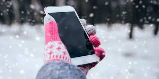 Заряд смартфона взимку: що робити аби його зберегти