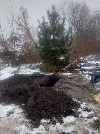 Поліція ексгумувала тіло мешканки села Слобожанське Харківського району, яка загинула 5 вересня під час обстрілу населеного пункту