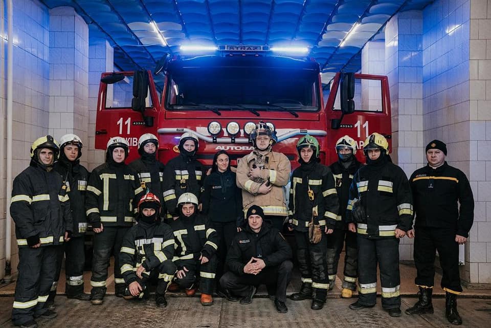 Одну з рятувально-пожежних частин Харкова відвідав знаменитий кіт Степан