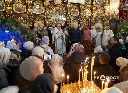 У Харкові в Олександрівському храмі відбулася різдвяна служба (фото)