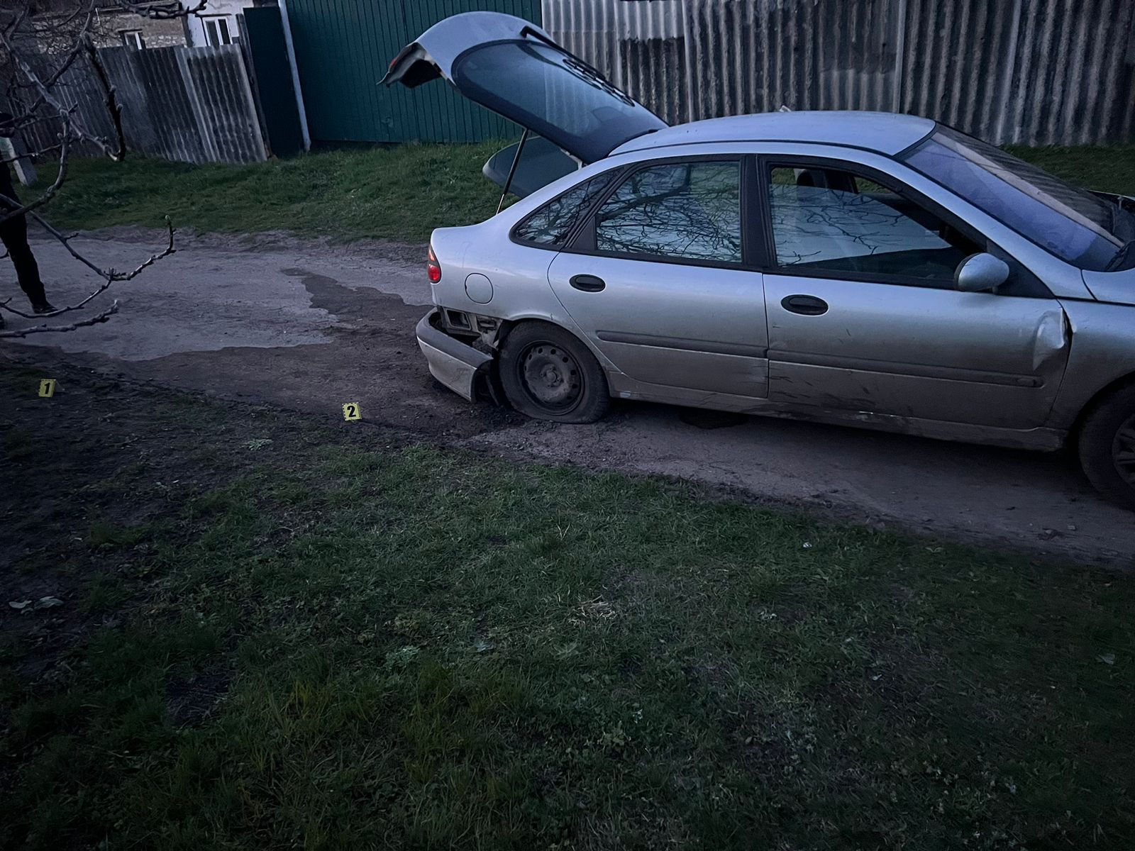 Один з мешканців Вільхуватської громади скоїв напад, кинувши під автомобіль гранату РГД