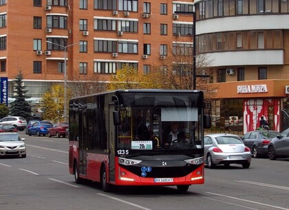 Харківські автобуси змінюють маршрути на два місяці: деталі і причини