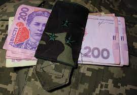 Парламент України затвердив виплати військовим: хто скільки отримає