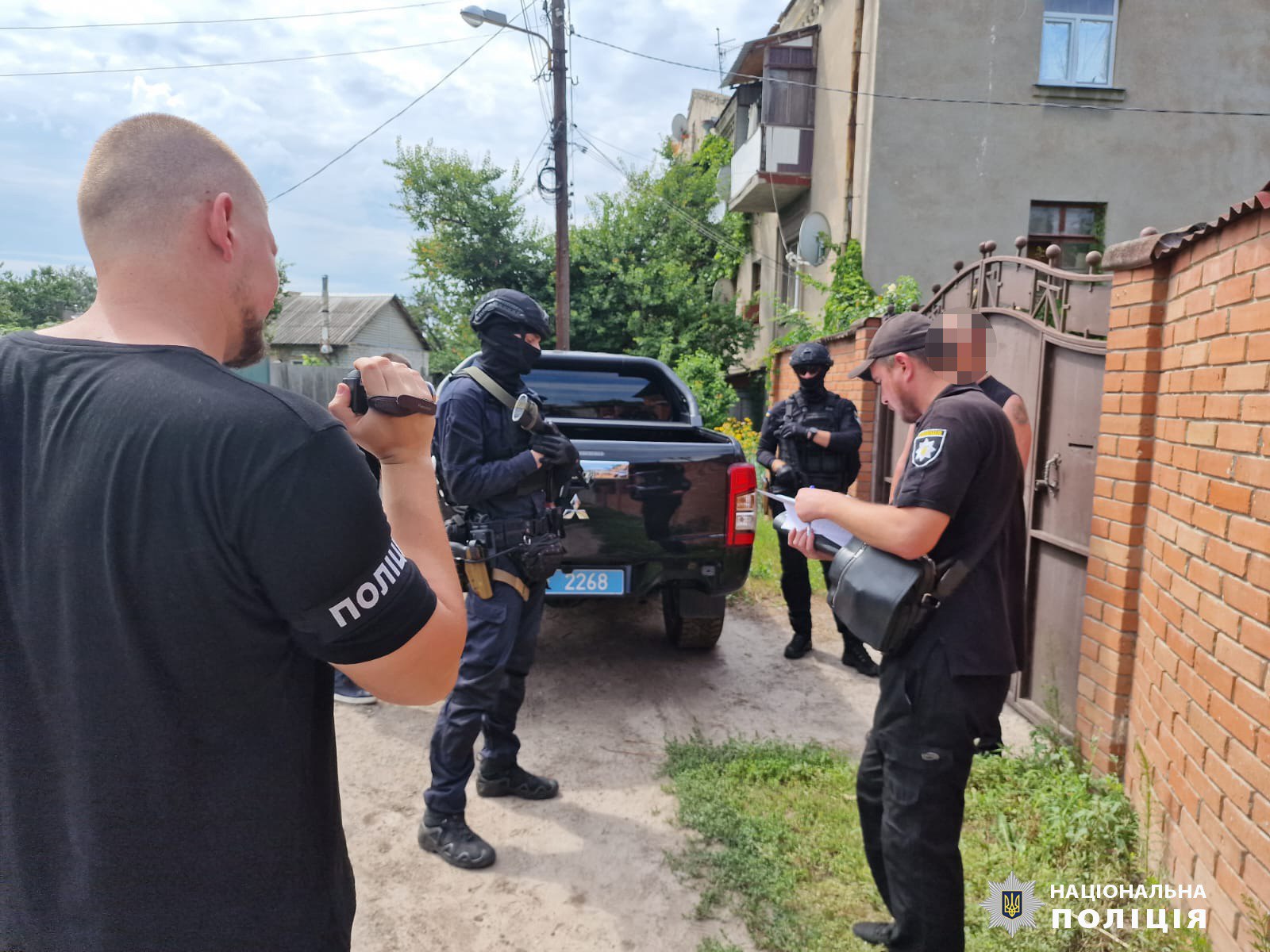 У Харкові поліцейські перекрили канал незаконного переправлення осіб призовного віку за межі України.