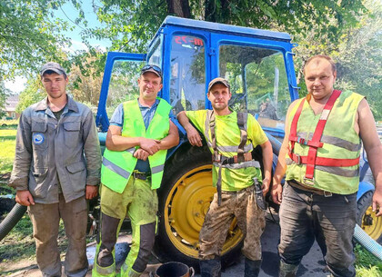 Харківські комунальники усунули складну аварію на водоводі