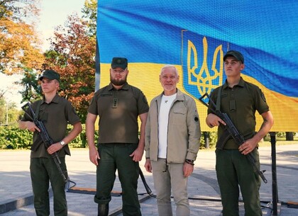 У Харкові урочисто підняли державний прапор України