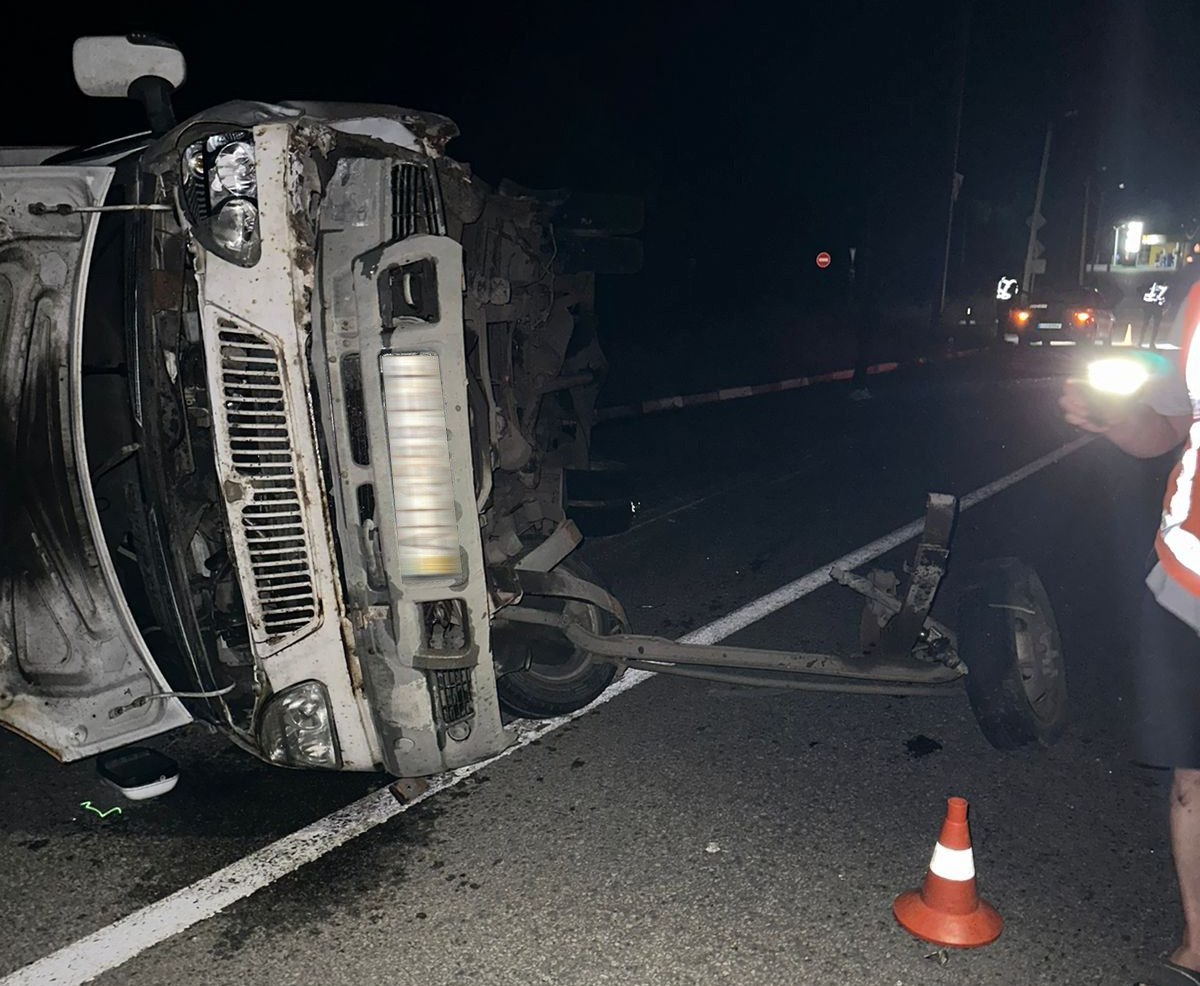 ДТП Харків: Влаштувала аварію та потрапила у лікарню водійка ВАЗ 21053