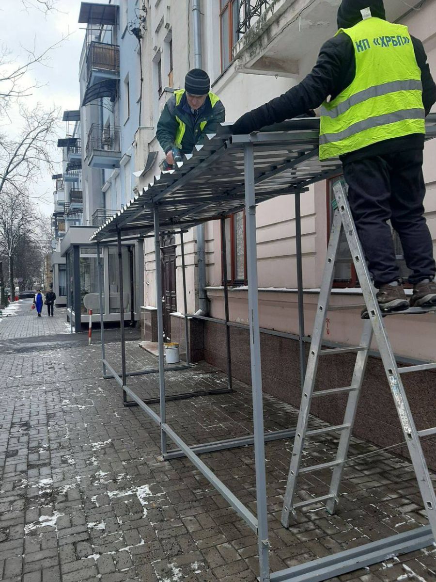 Понад 100 метрів захищених пішохідних переходів встановили на вулицях Харкова.