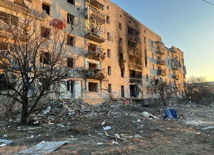 Обстріли військових рф забрали життя цивільного, є поранені: ситуація на Харківщині на ранок 12 березня