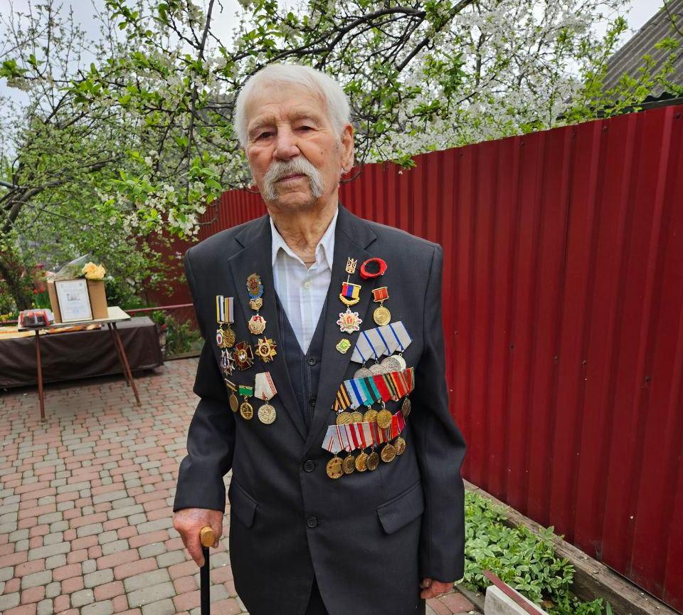 Святкує 99-й день народження мешканець Харкова, ветеран Другої світової війни Олексій Прокоф’єв