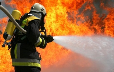 У Харкові – сильна пожежа внаслідок прильоту (оновлено)