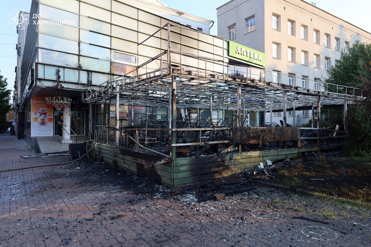 Ліквідація пожежі в кафе на вулиці Ярослава Мудрого, Харків