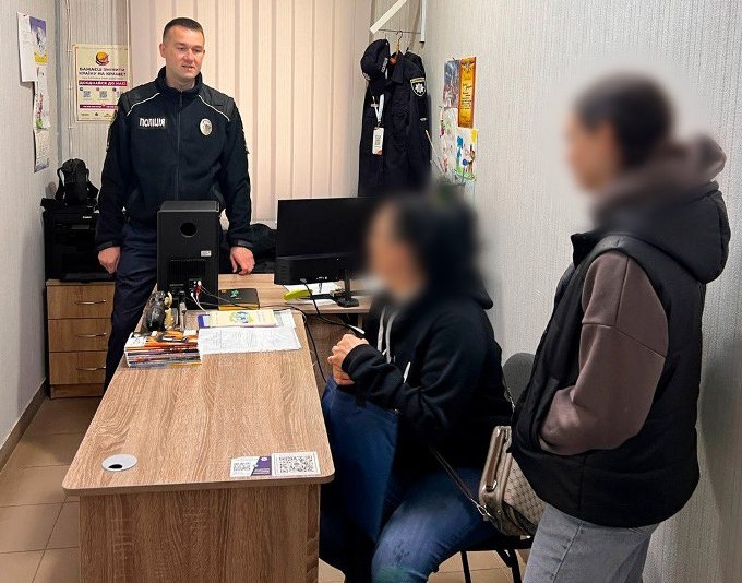 Поліція Чугуєва розшукала зниклу 13-річну дівчинку 